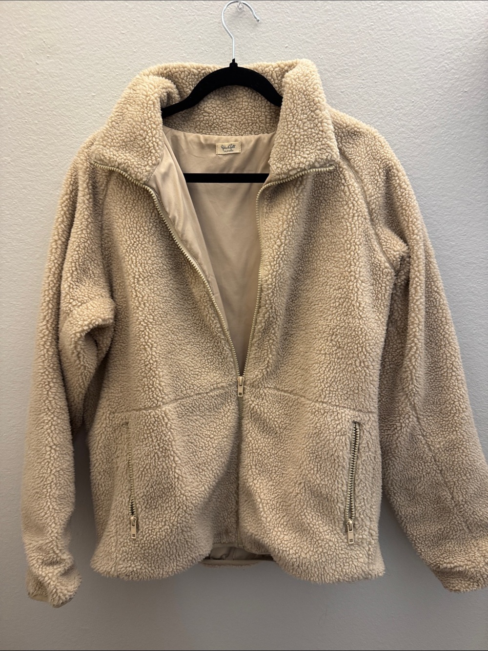 Brandy Melville Beige Sherpa Zip-Up Jacket